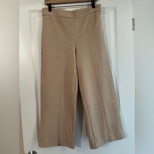 Ann Taylor Pants / slacks cotton SZ 8 textured , ankle wide leg